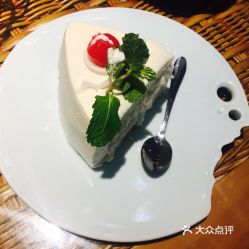 椰皇泰 禧樂匯店 的內(nèi)功椰子千層糕好不好吃 用戶評價口味怎么樣 北京美食內(nèi)功椰子千層糕實拍圖片 大眾點評